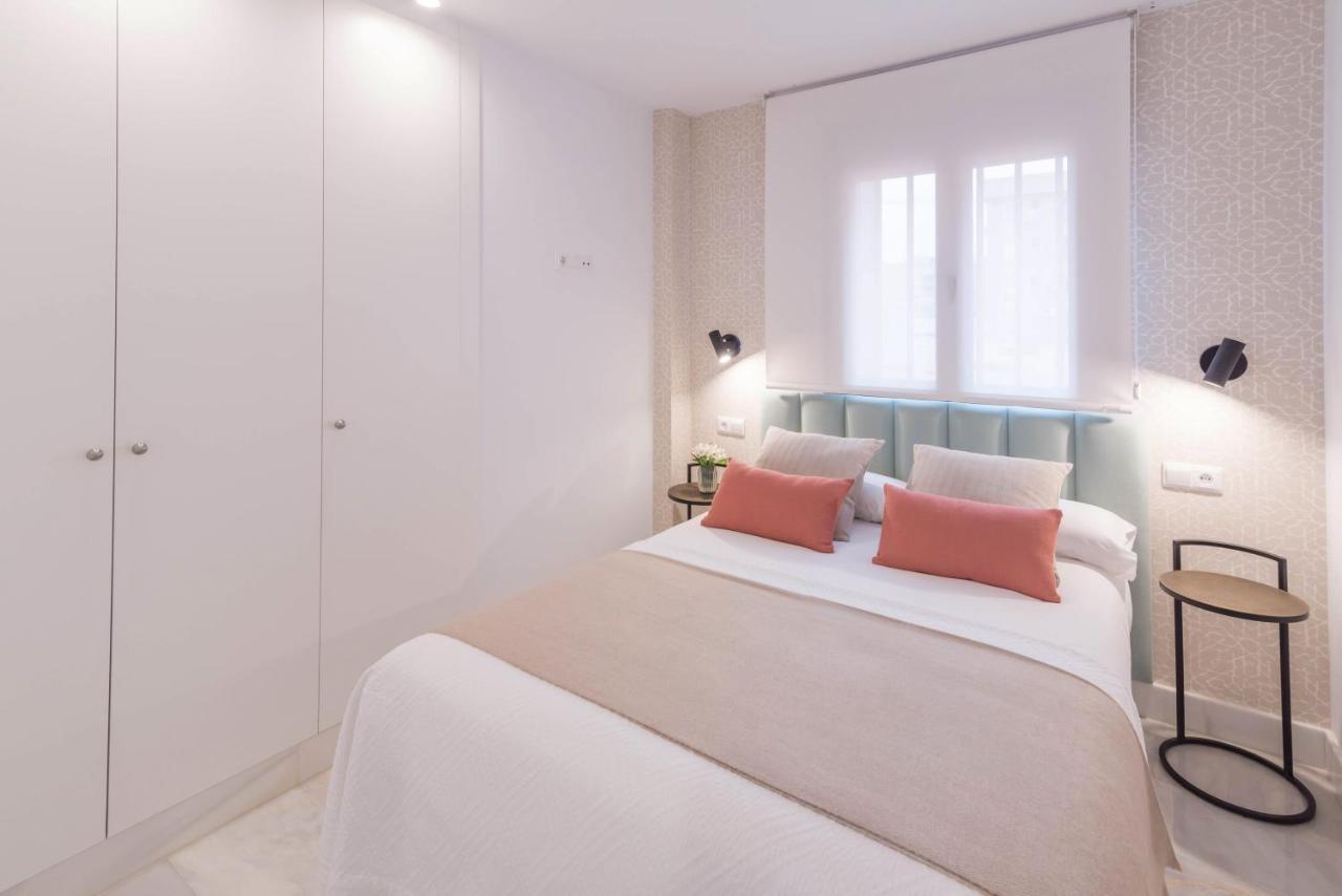 Premium Apartment & Free Parking By Ele Apartments Málaga Esterno foto